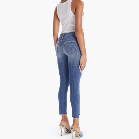 MOTHER The Stunner Zip Ankle Step Fray Jeans Size 26 - Picture 11 of 13